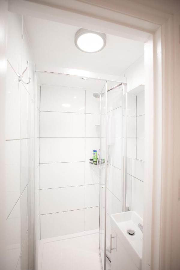 Perfect Location 4Bed 2 Bath Spacious Apartment Londra Dış mekan fotoğraf